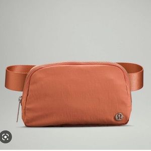 Lululemon Belt Bag NWT